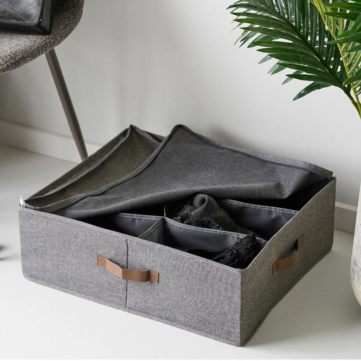 House Nordic Noto säilytyslaatikko/järjestelijä tummanharmaa