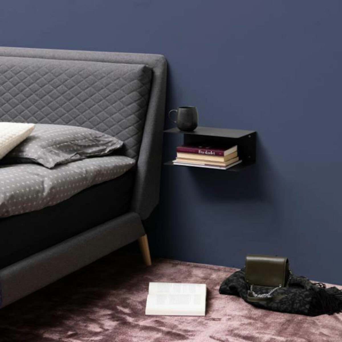 Joliet seinähylly 2-tasoinen musta