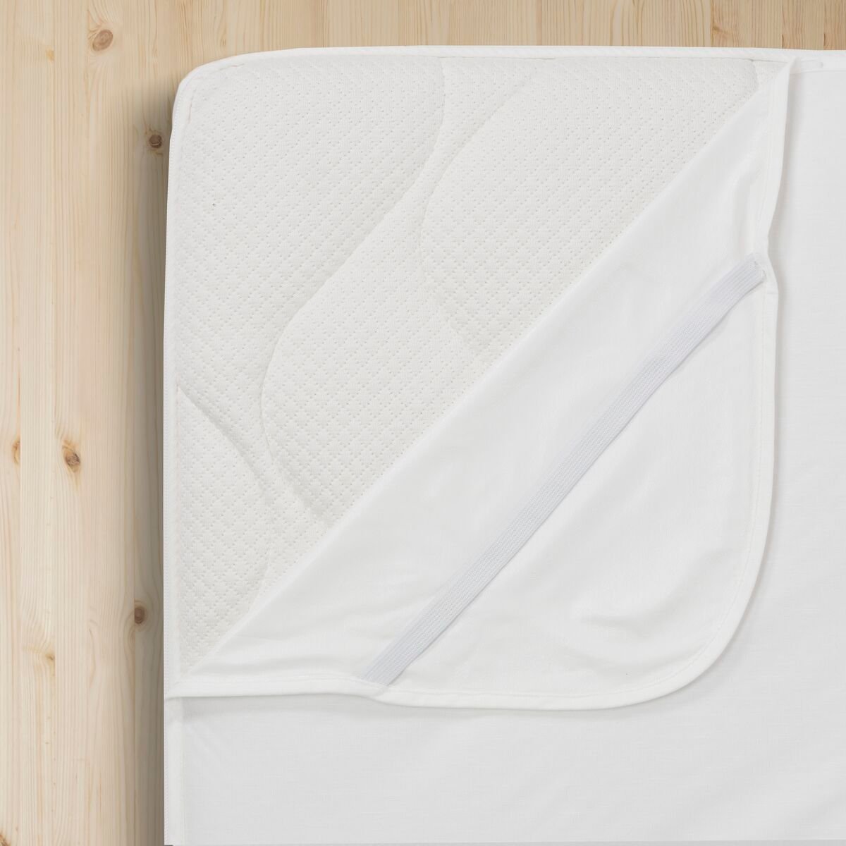 Familon  Hotel Style Lux Light-petauspatjansuojus 80x200 cm valkoinen