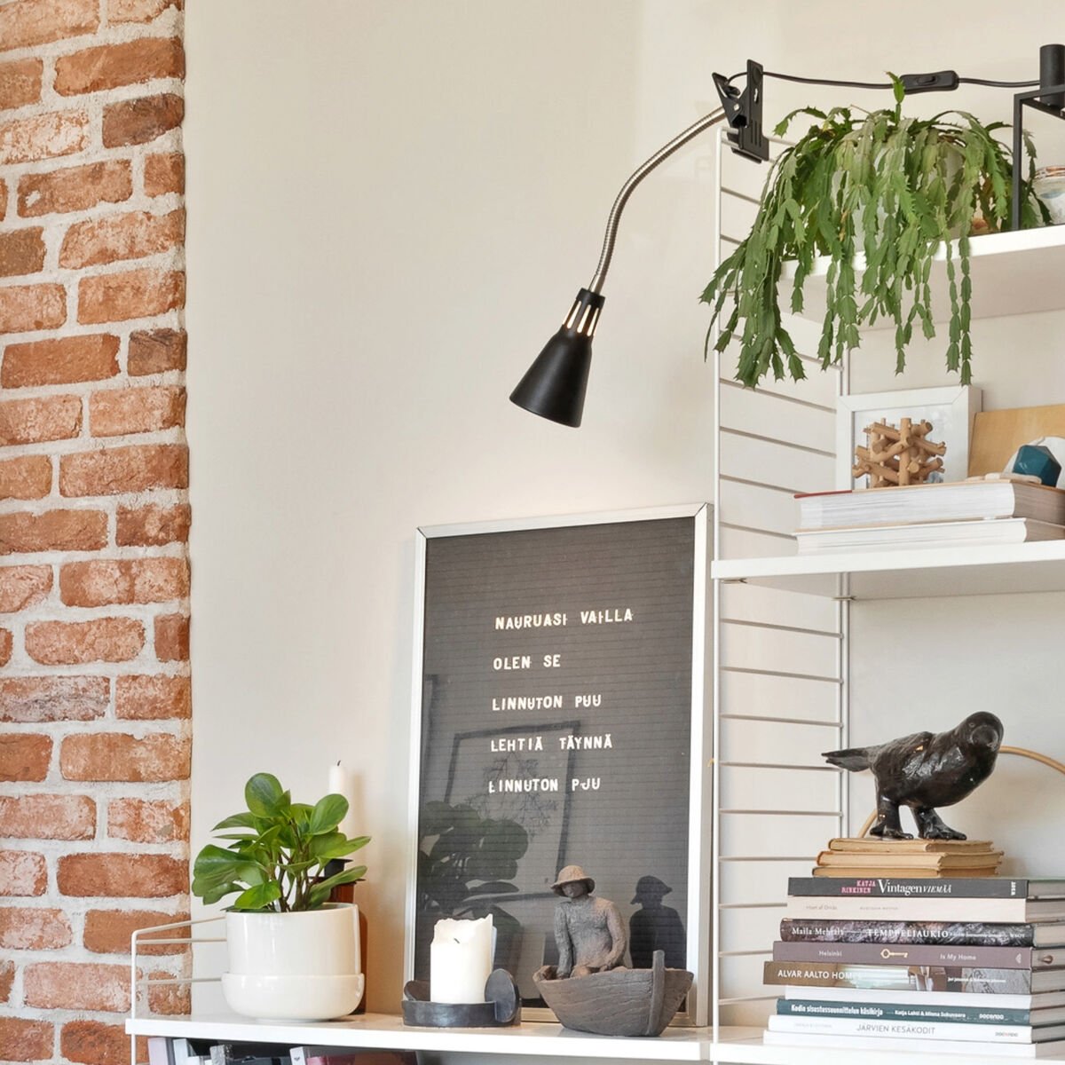 Sessak Cruz klipsivalaisin musta