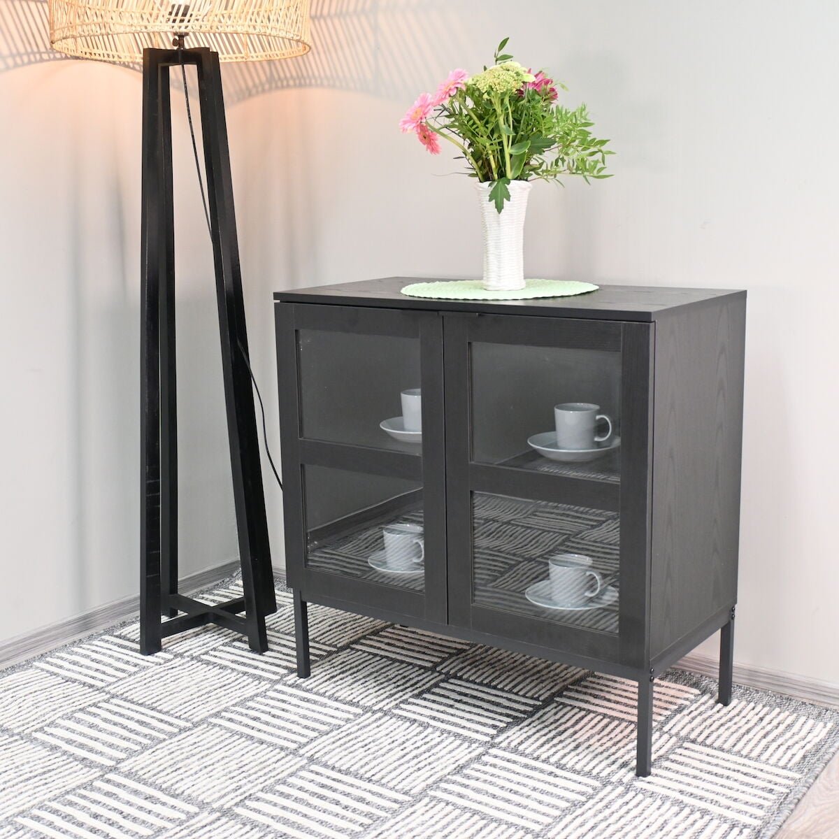 Siera matala vitriini 80x40x80 cm musta