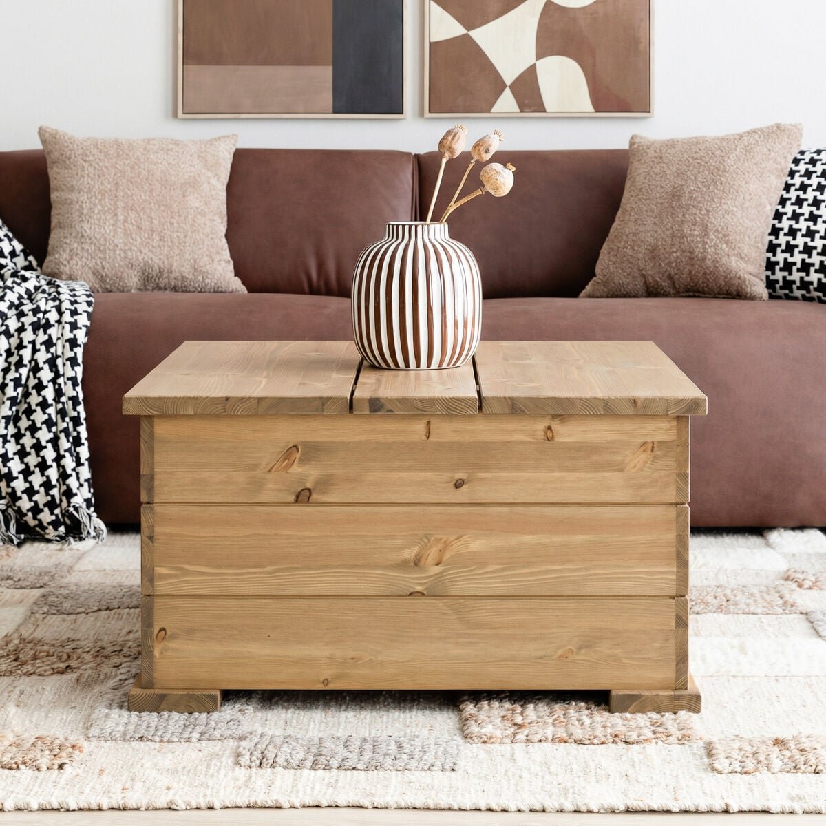 Airisto arkkupöytä 80x80 cm antiikkipetsattu