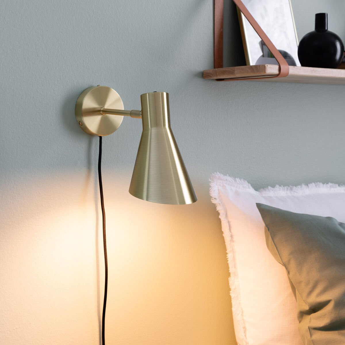 Noortrade Emil seinävalaisin messinki