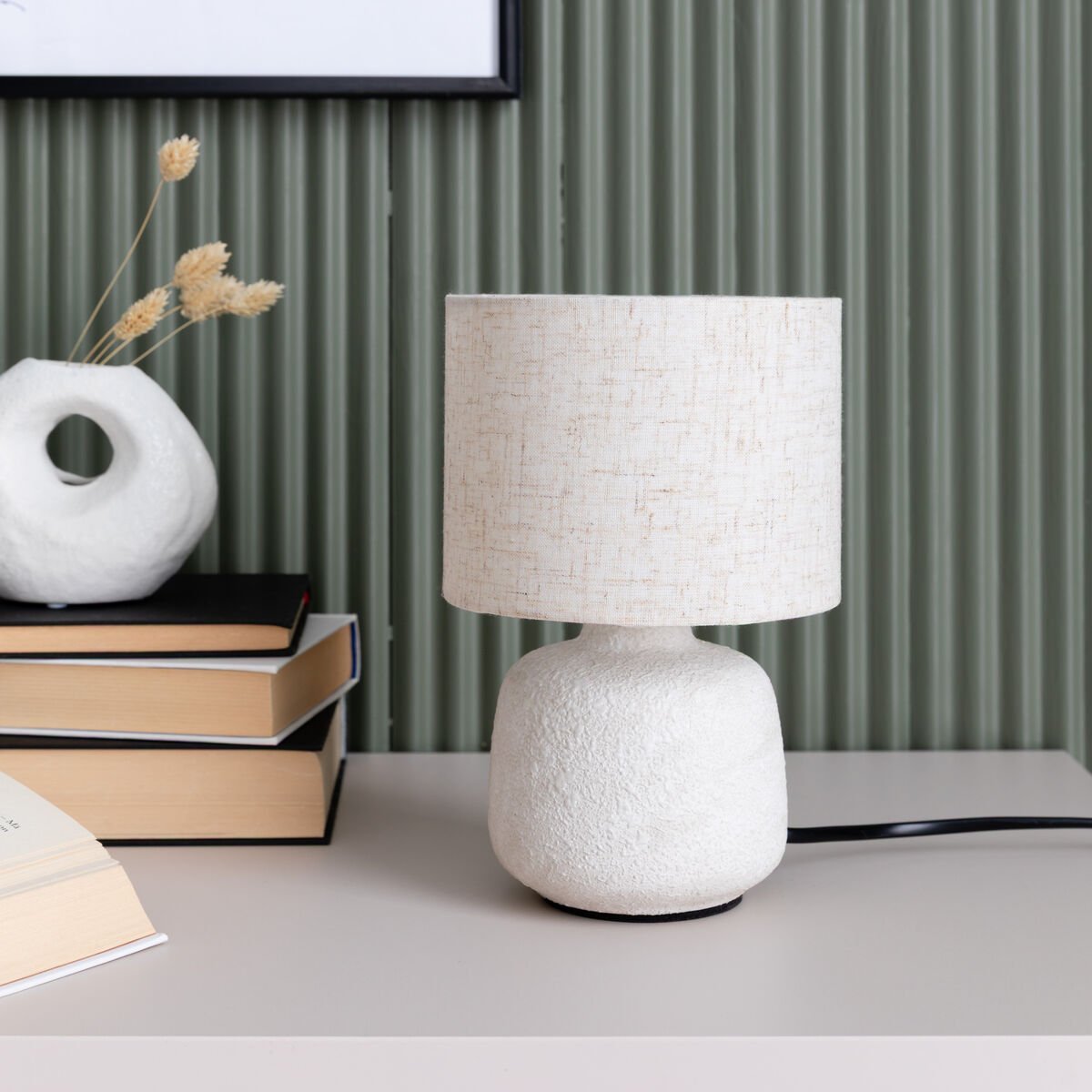 Kivi pöytävalaisin luonnonvalkoinen