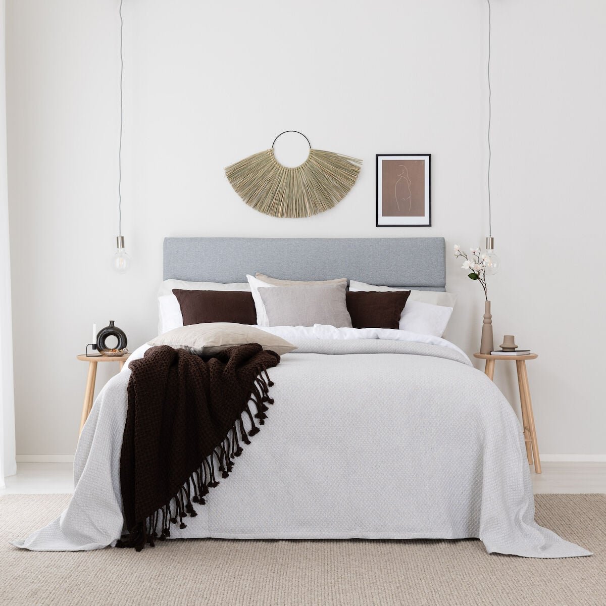 Kupla päiväpeitto 150x260 cm vaaleanharmaa