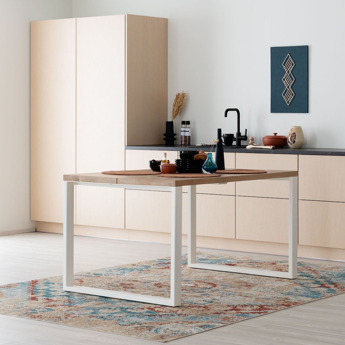 Manner tammi lankkupöytä 160x90 cm valkolakattu tammi/musta