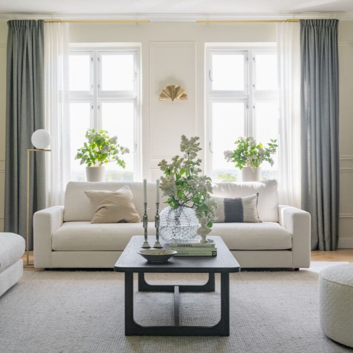 Rowico Home Driscoll sohvapöytä160x70 cm ruskea tammi