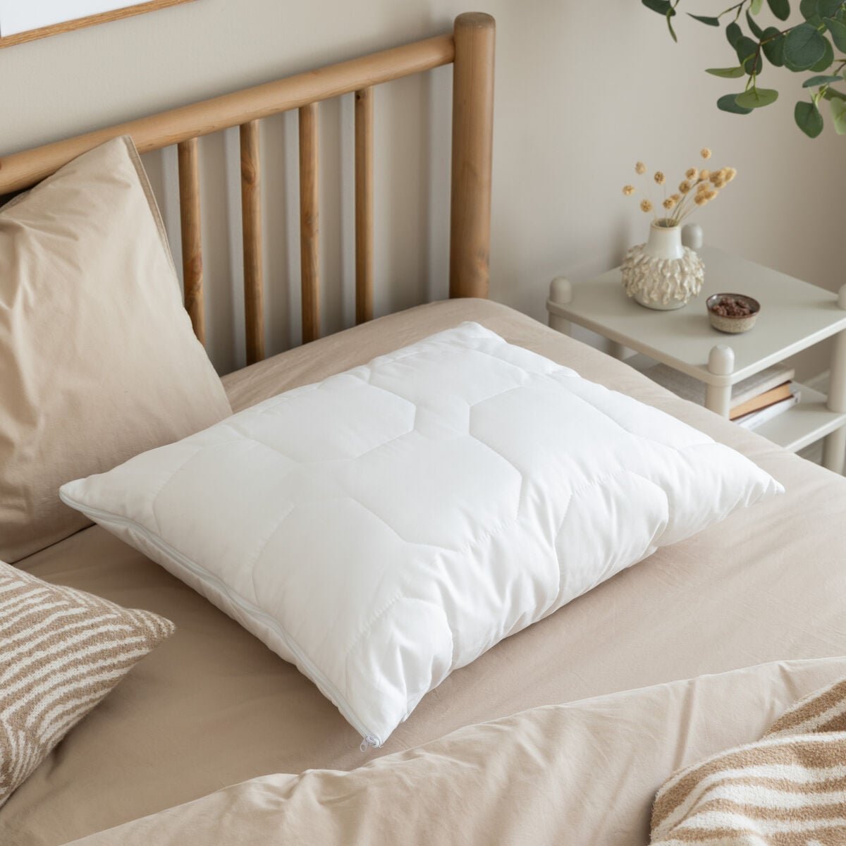 Unia Tencel tikattu tyyny 50x60 cm