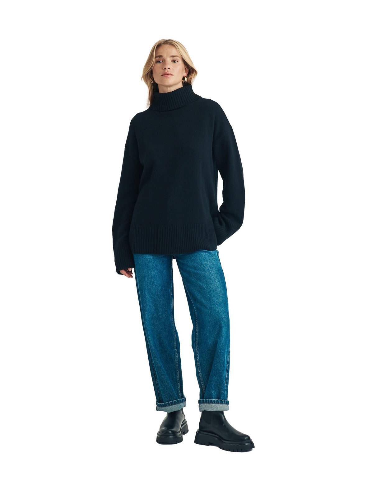 Oversized roll neck -merinoneule