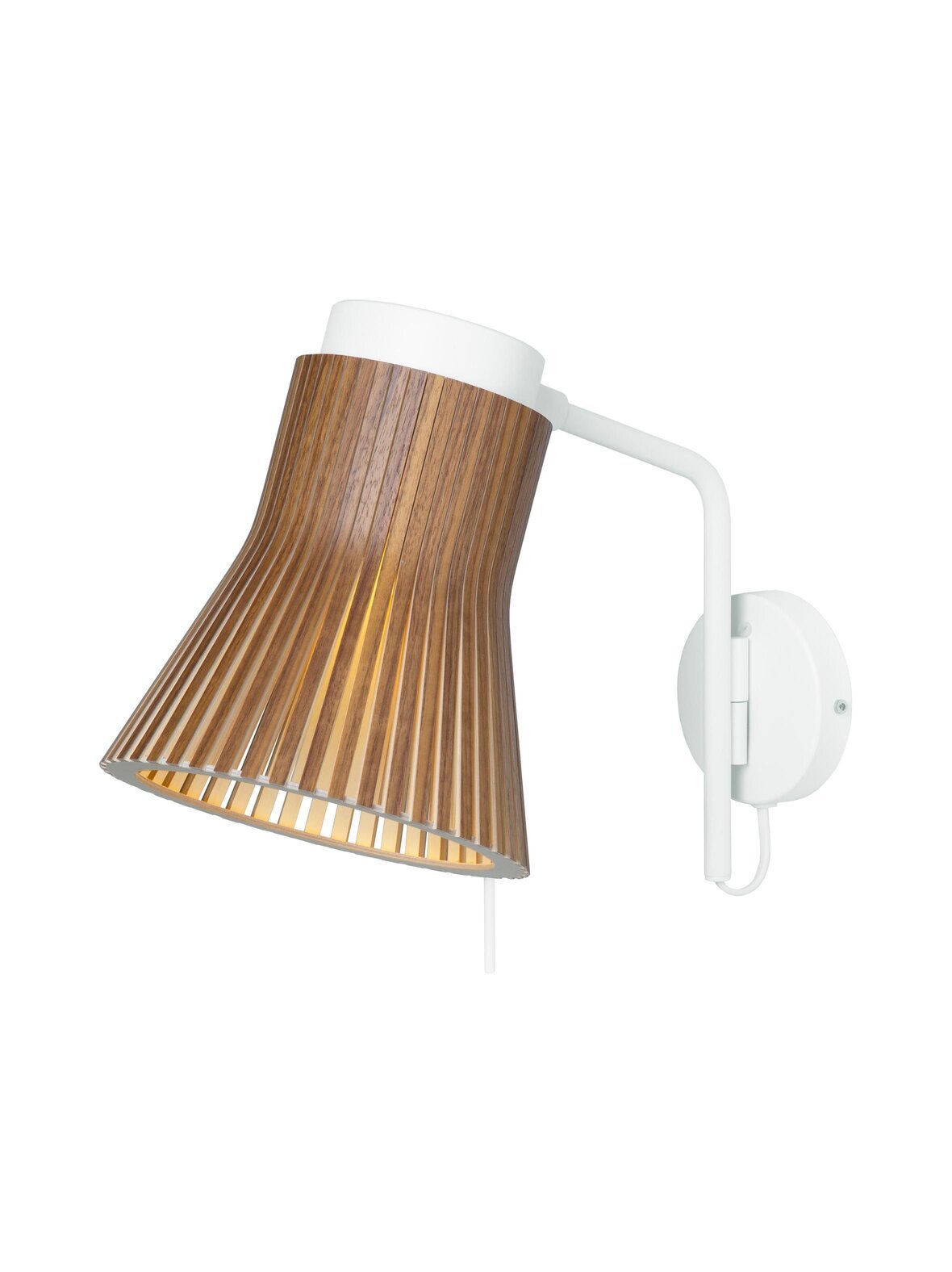 Petite walnut -varrellinen seinävalaisin suoralla seinäkiinnityksellä