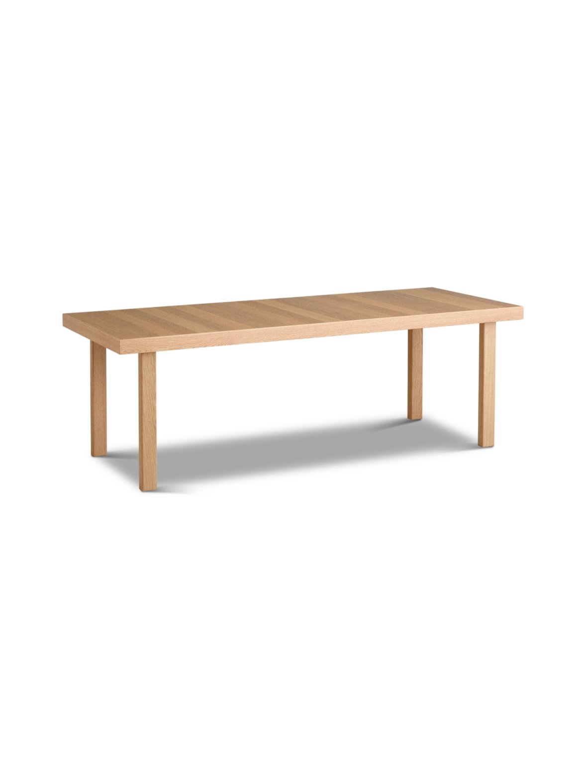 Näyttely ruokapöytä