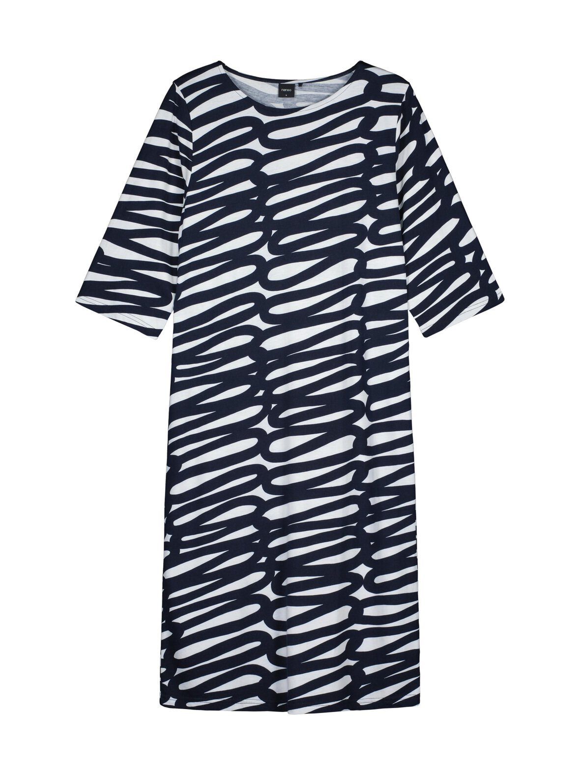 Luonnos- pitkä yöpaita