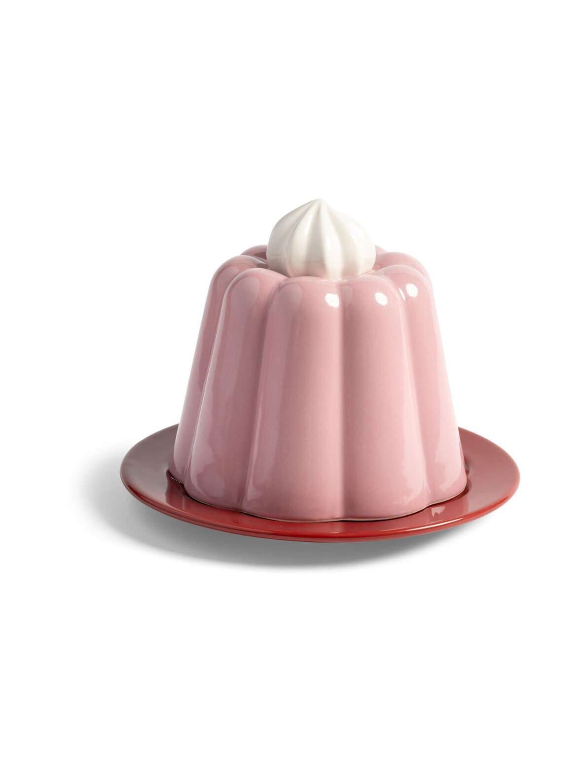Cloche pudding -tarjoiluastia kuvulla