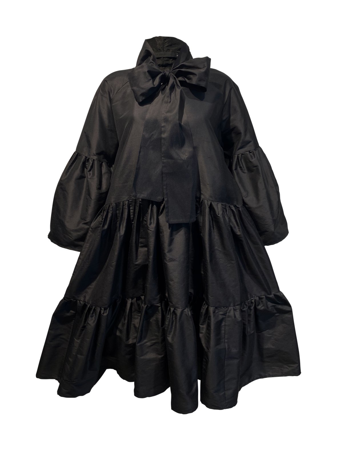 Lush- silkkimekko rusettikauluksella, musta