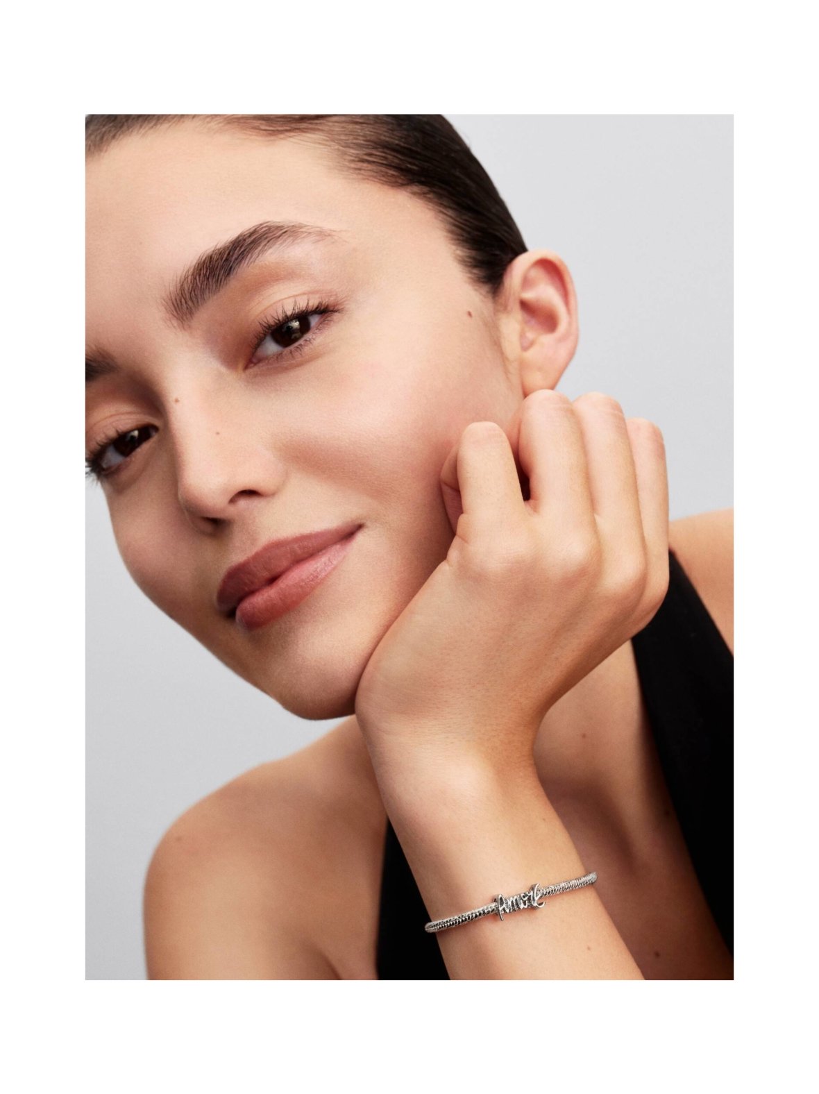 Amore script charm - 794434c00