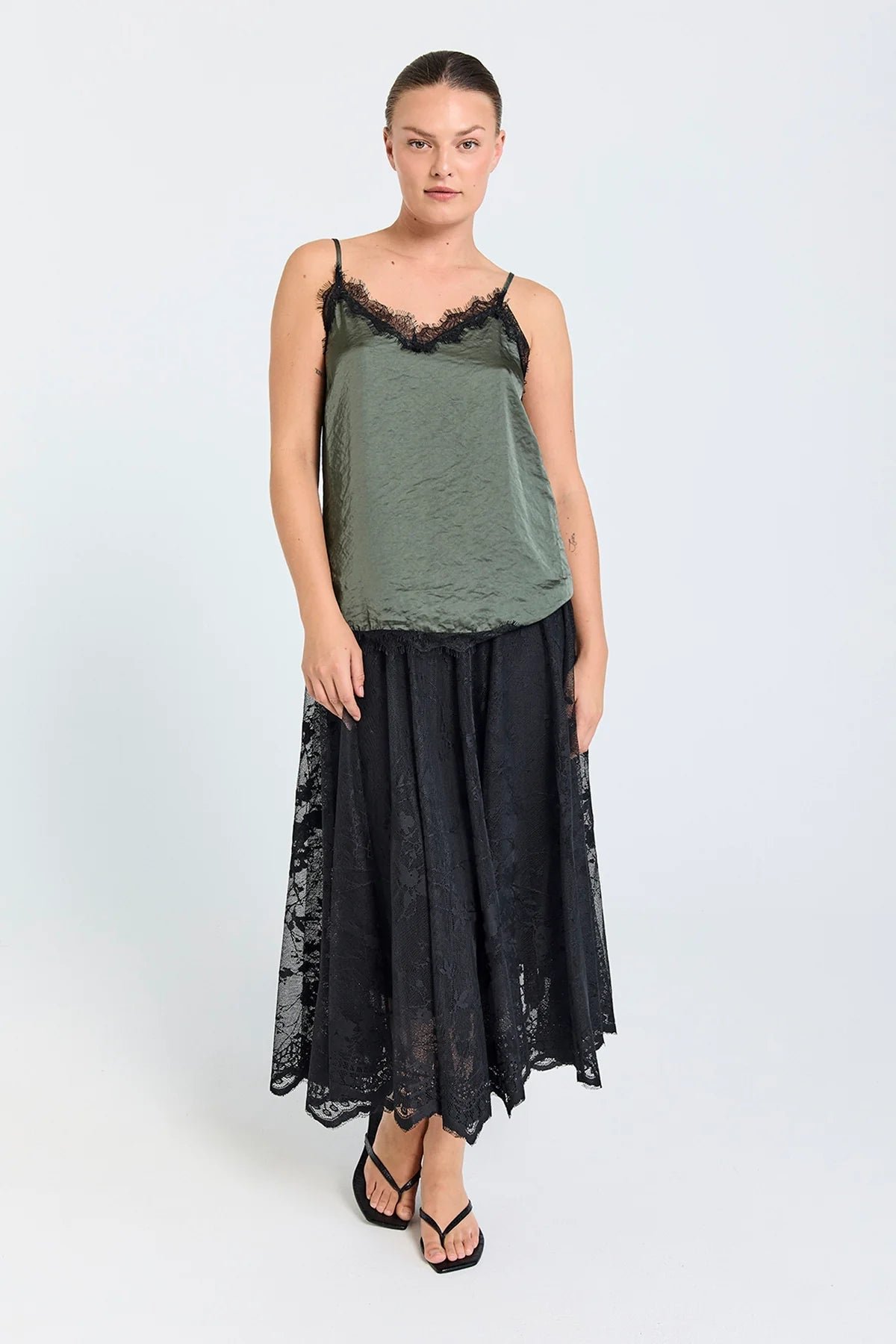 Freequent naisten hame LALLY SKIRT, musta