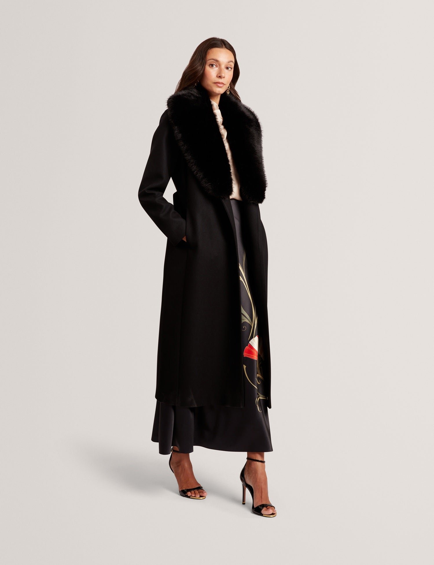 Ted Baker naisten takki MUSEA FAUX FUR BELTED LONG COAT, musta
