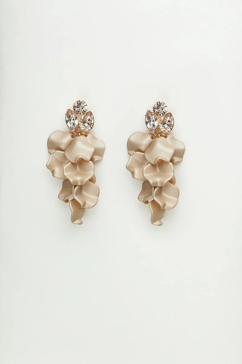 Bow 19 korvakorut Leaf Stone Earrings, vaalea beige