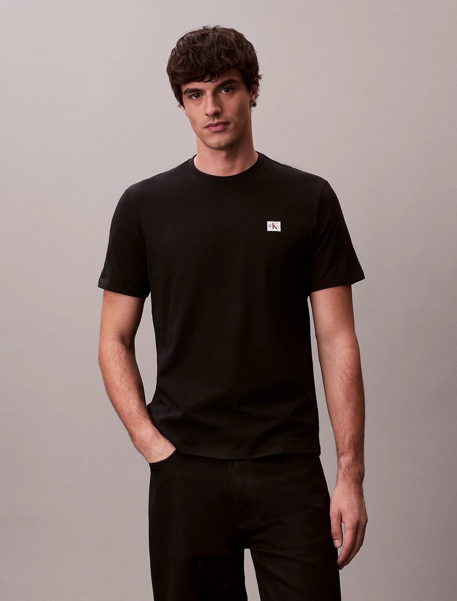 Calvin Klein Jeans miesten t-paita K SS Badge Tee, musta