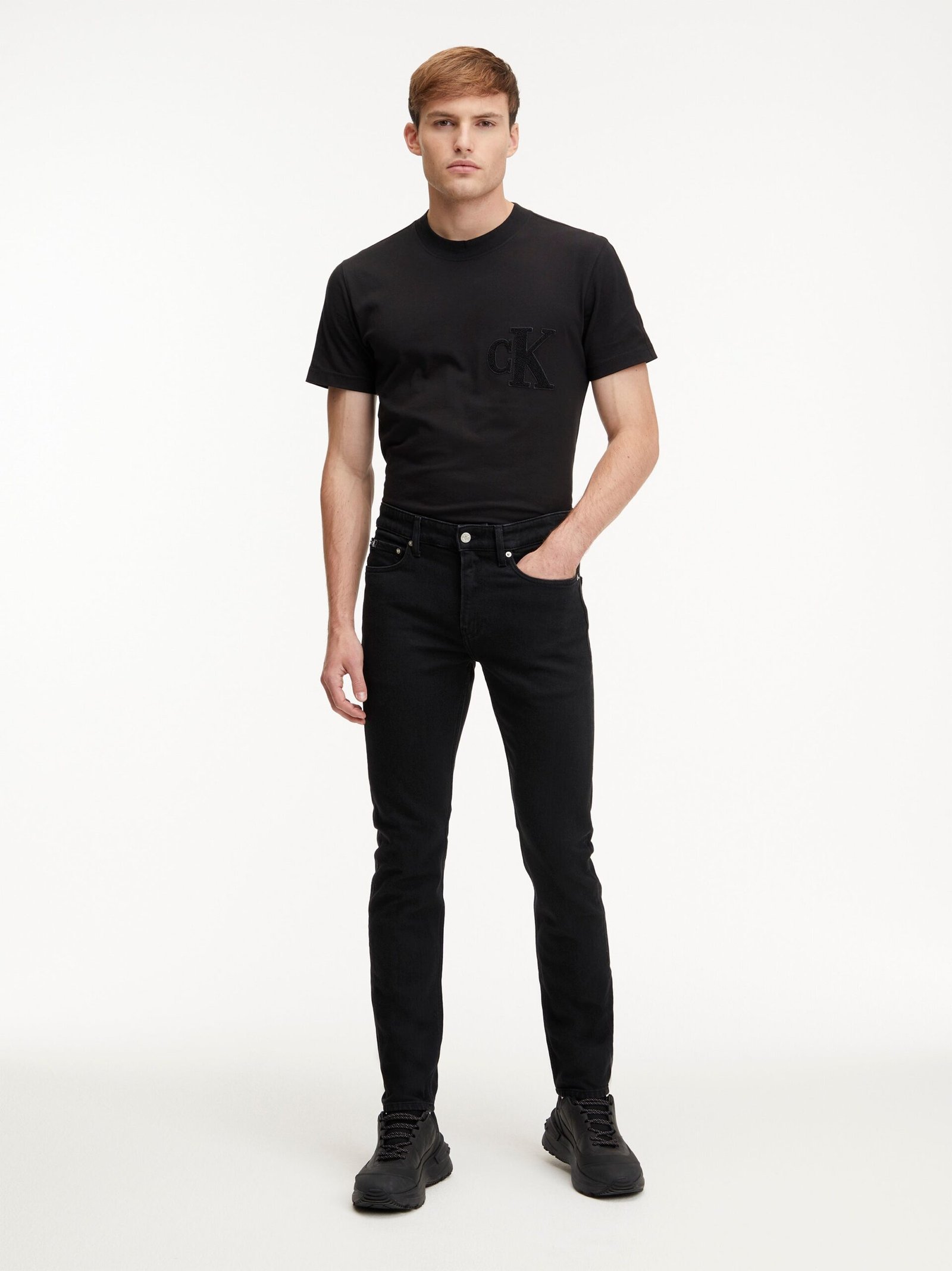 Calvin Klein Jeans farkut, SLIM TAPERED  Musta