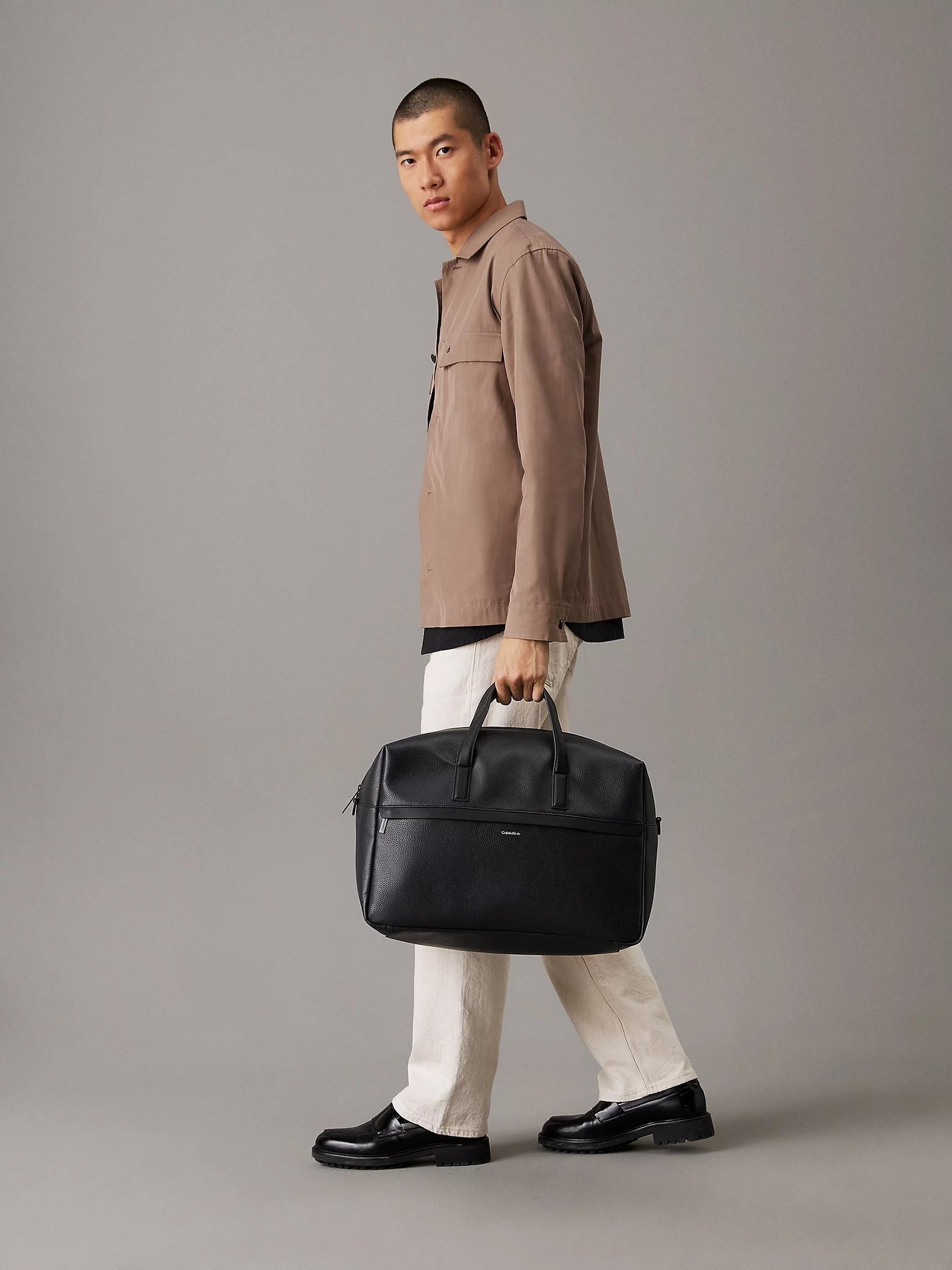 Calvin Klein Jeans laukku, CK MUST WEEKENDER Musta