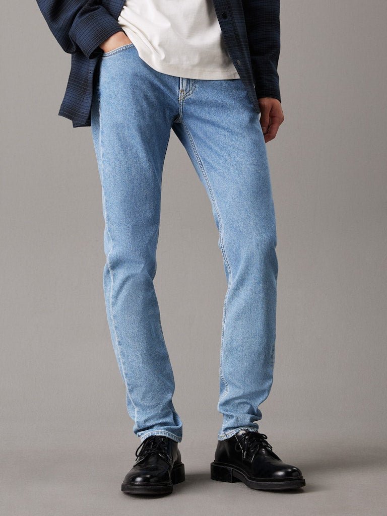Calvin Klein Jeans miesten farkut, Slim Tapered Jeans Vaaleansininen