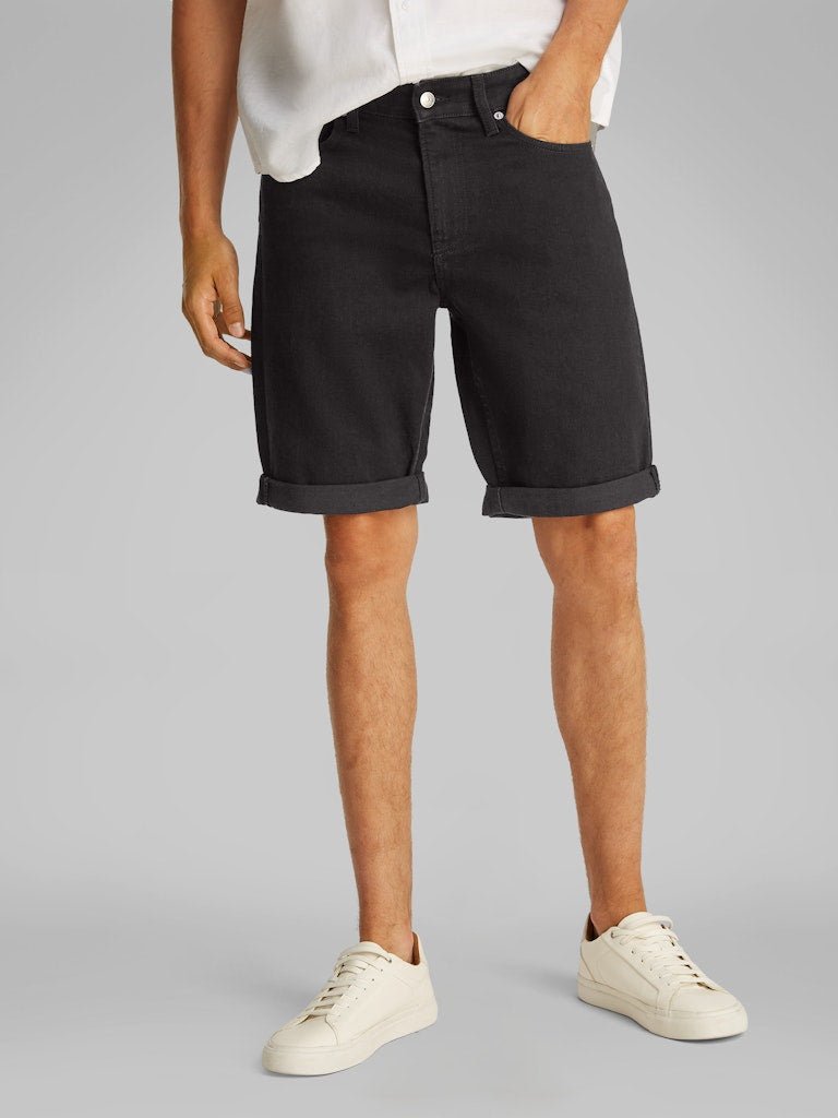 Calvin Klein Jeans miesten shortsit, SLIM SHORT 1A4 BLACK Musta