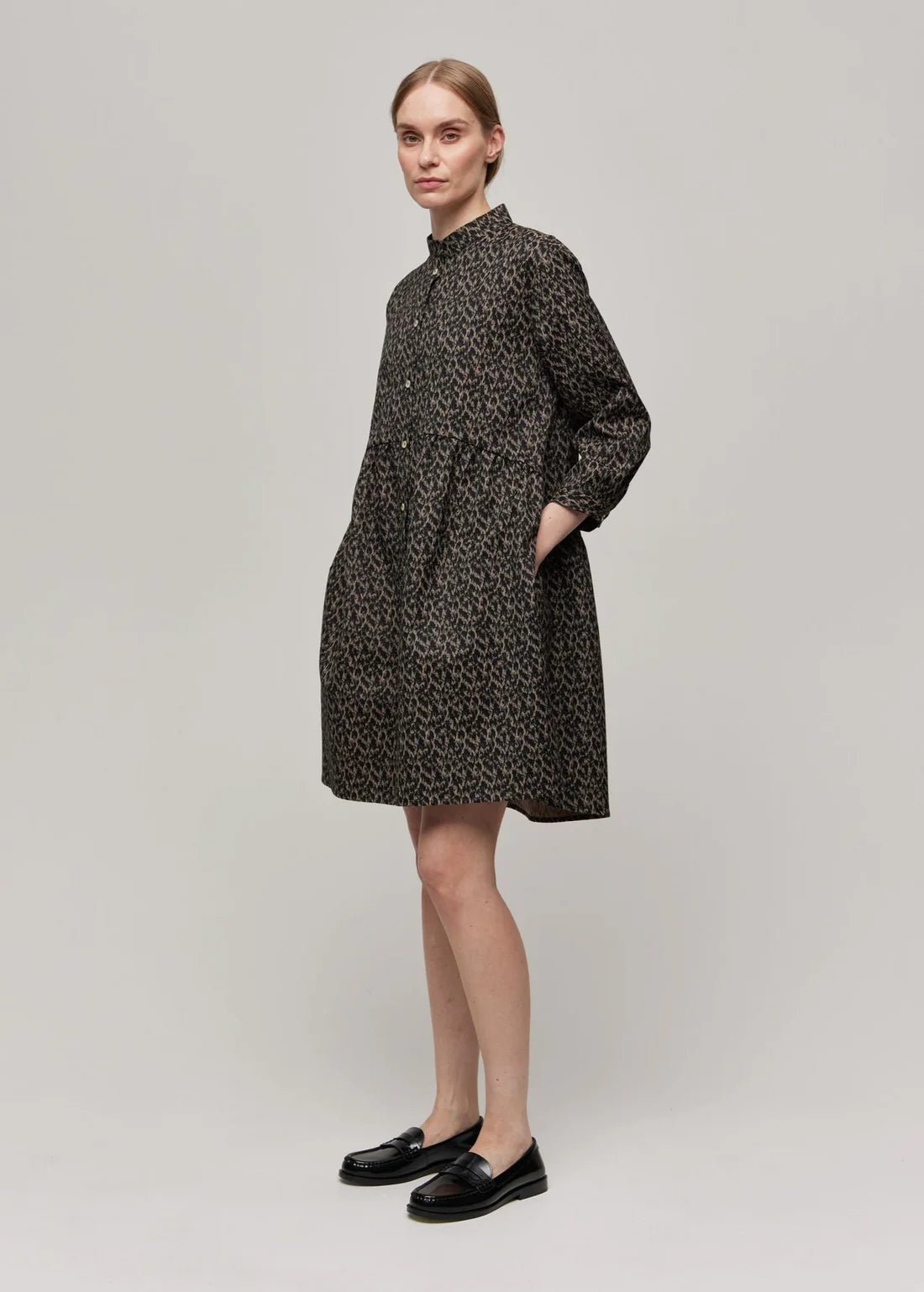 Gauhar naisten paitamekko, SHIRT DRESS LANA Ruskea Kuosillinen