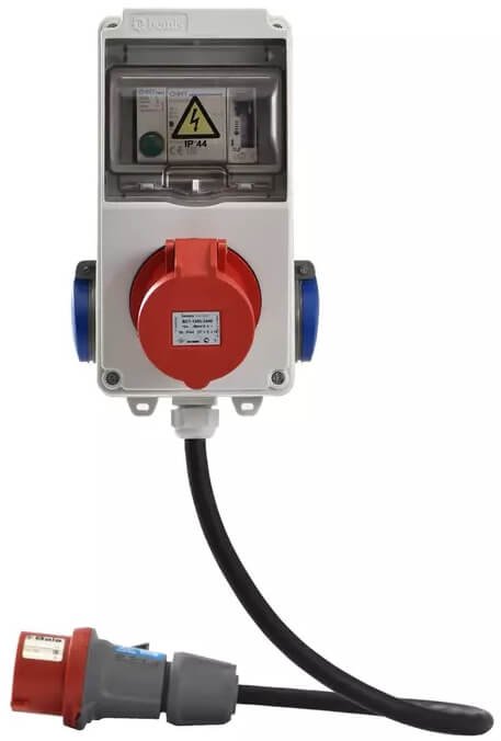 Kellokytkin 400 V kolmella ulostulolla, Kempten