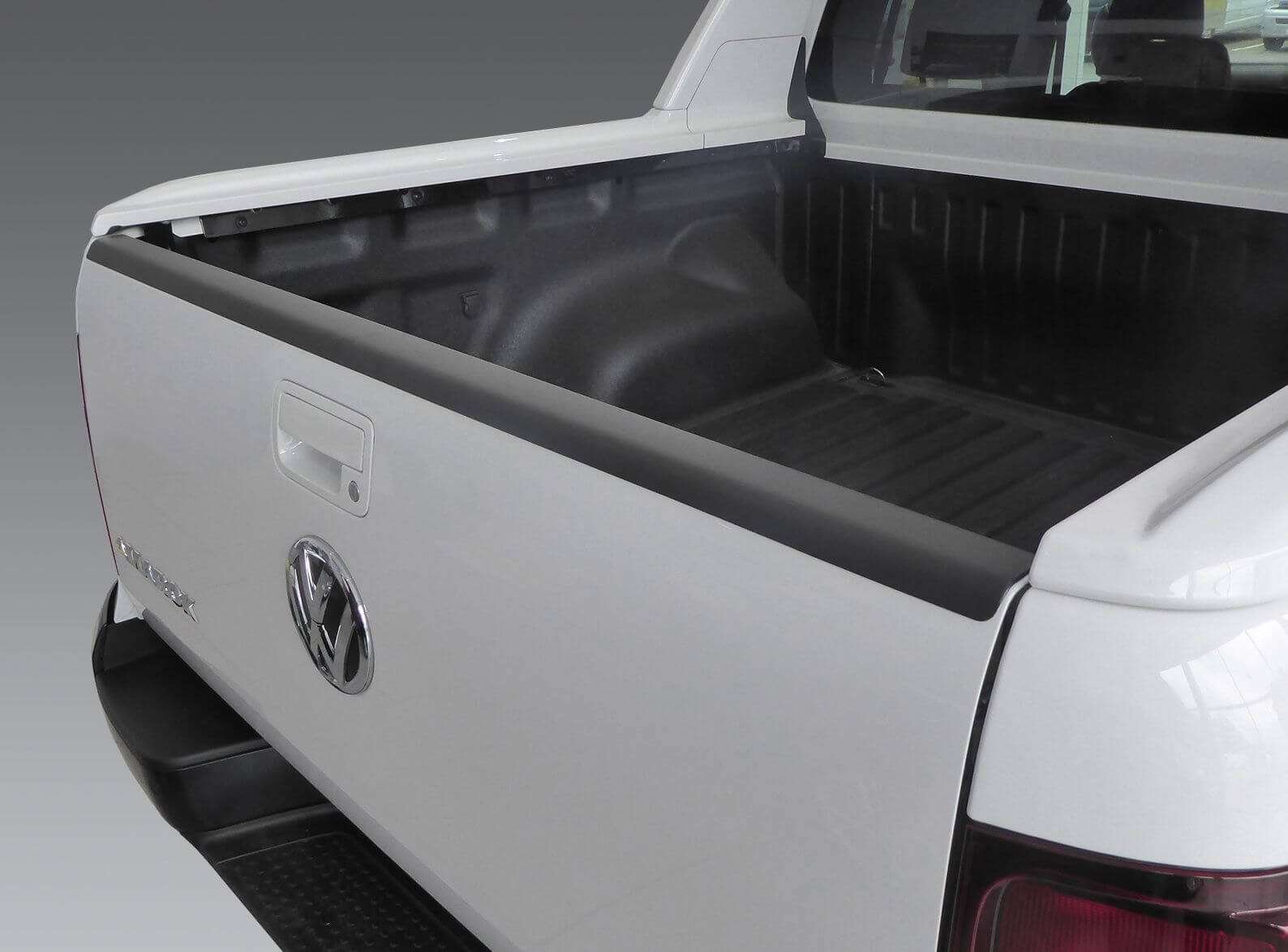 Takalaudan suoja Volkswagen Amarok