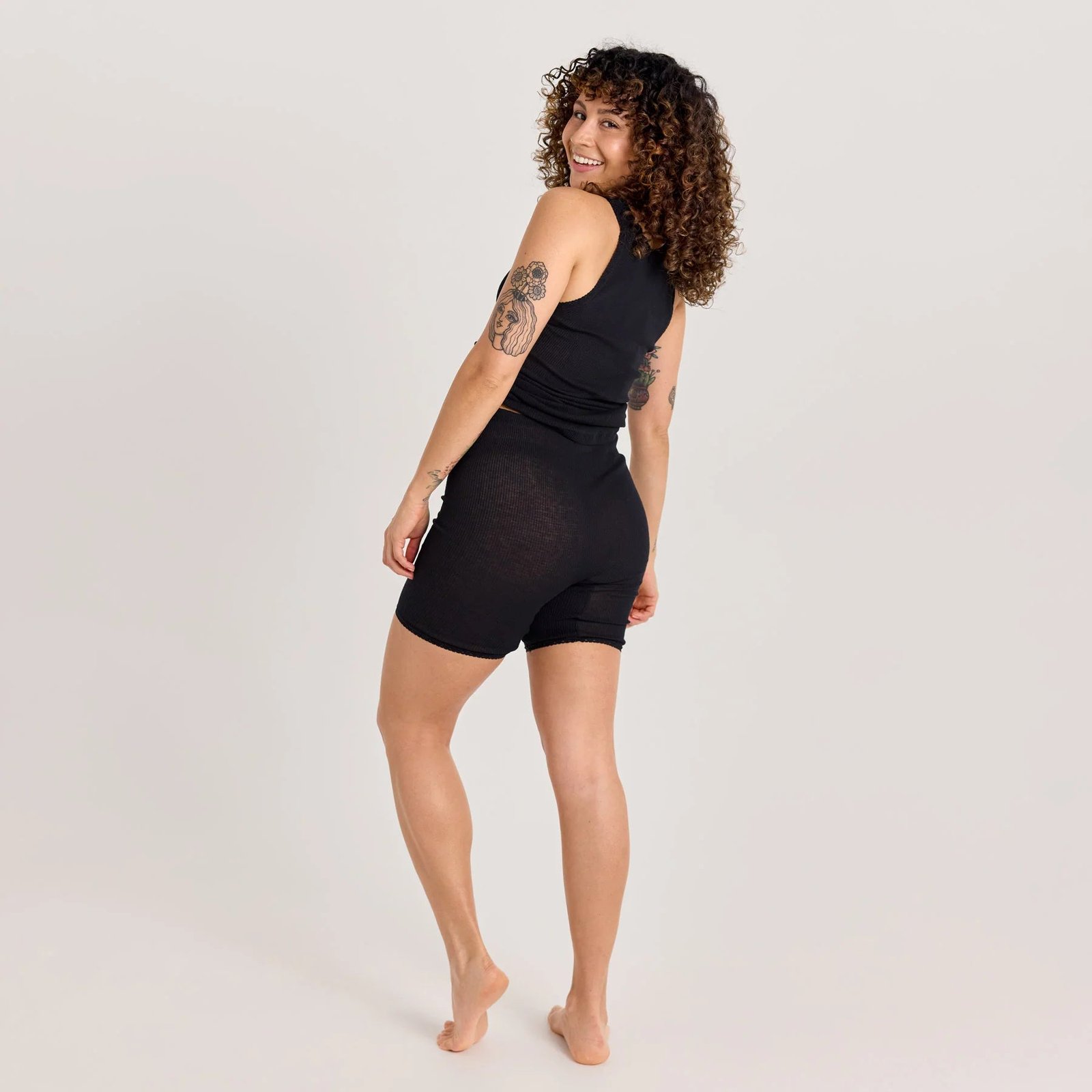 Laama Women's Shorts White or Black