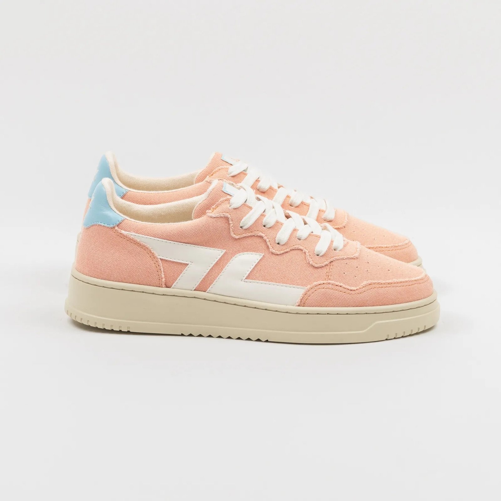 Bêta B4 Sneakers Topaccio