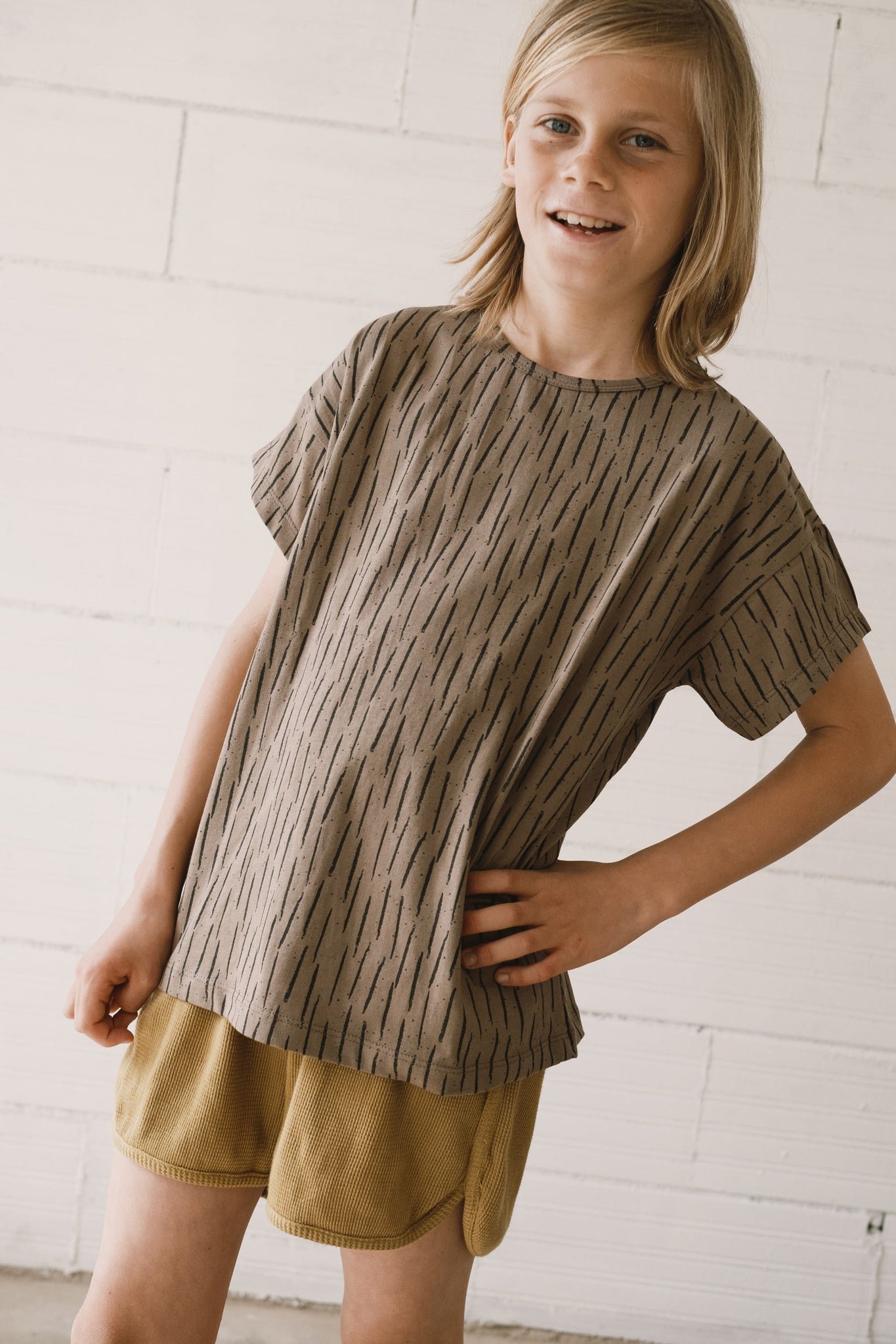 Kid's Haco Oversized T-Shirt Brown Bark