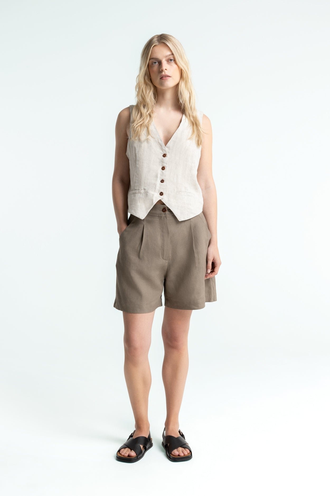 Makeda Shorts Bungee Cord