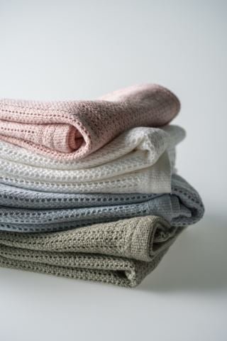 Tellef vauvanviltti valkoinen