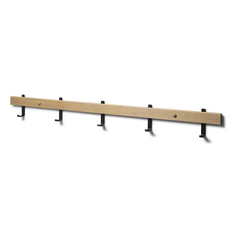 Oscarssons Möbel, Nadja Naulakko 90 cm Lakattu Tammi/Matti Musta teräs