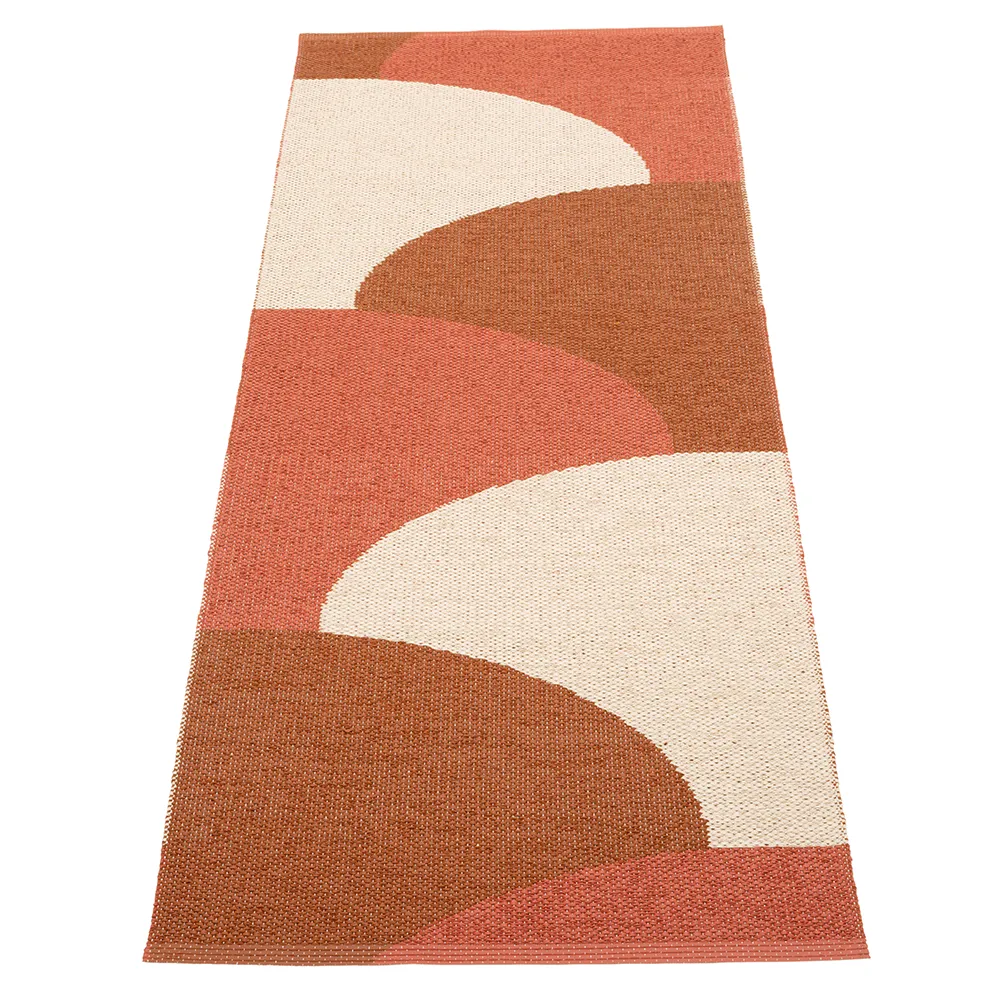 Pappelina, Hill matto Brick/Rust/Cream 70 x 180cm