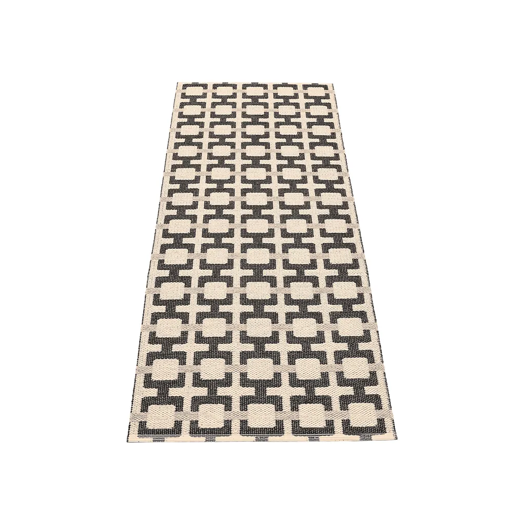 Pappelina, Tom matto Black/Cream/Warm Grey 70 x 180 cm