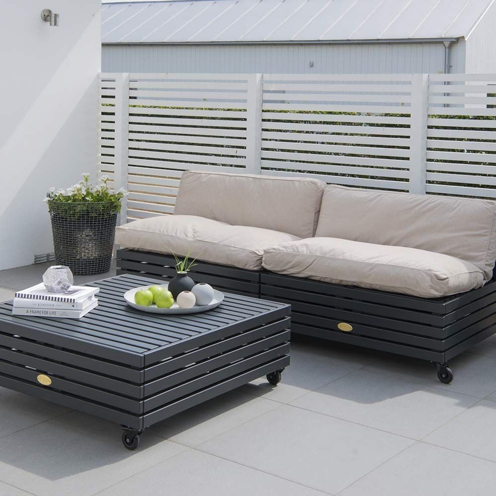 Hillerstorp, Bara Vara Olohuoneen kalusteet