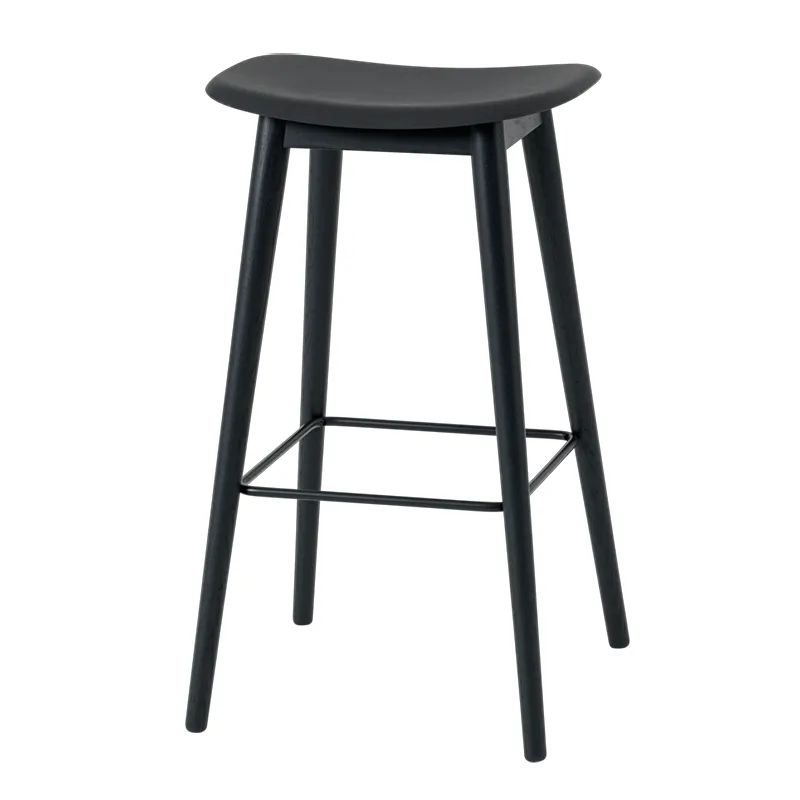 Muuto, Fiber baarituoli korkea Wood Base - 75 cm - Black/Anthracite Black