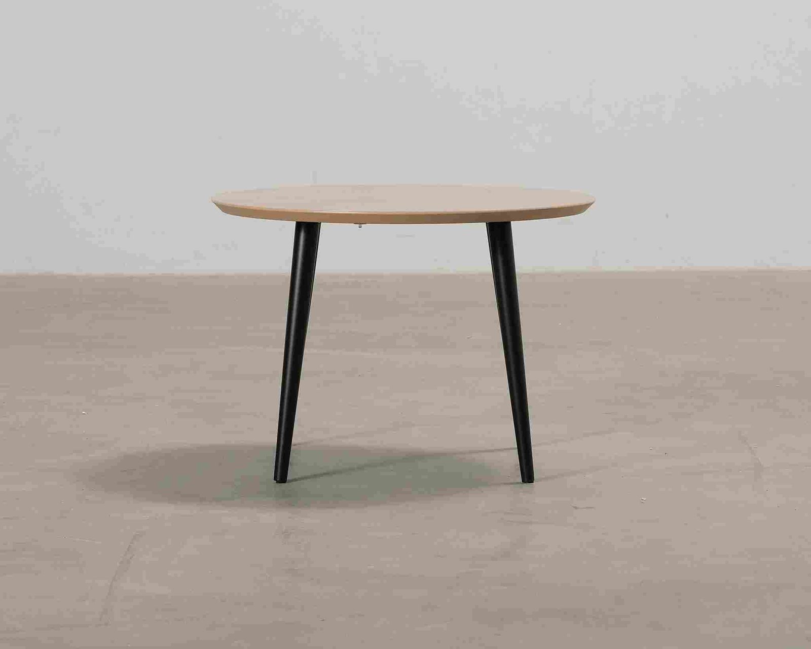 Sofacompany Hubert sohvapöytä ø 60 cm pähkinä