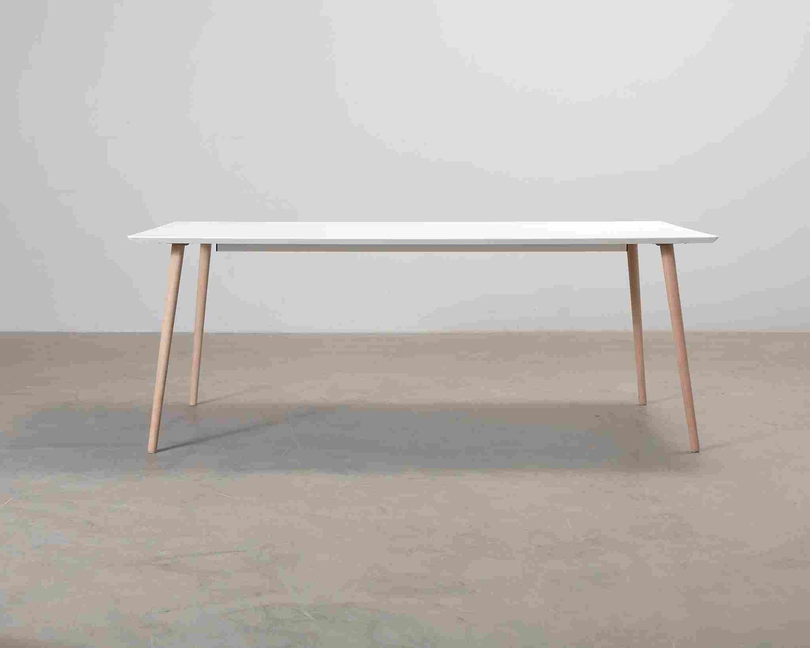 Sofacompany Allie ruokapöytä 200 cm valkoinen