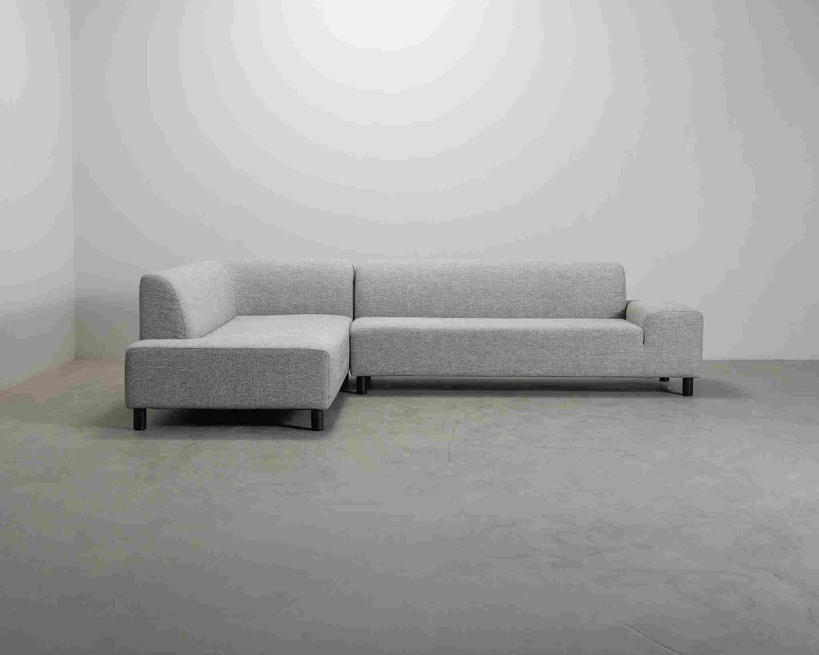 Adea Camp kulmasohva vaaleanharmaa