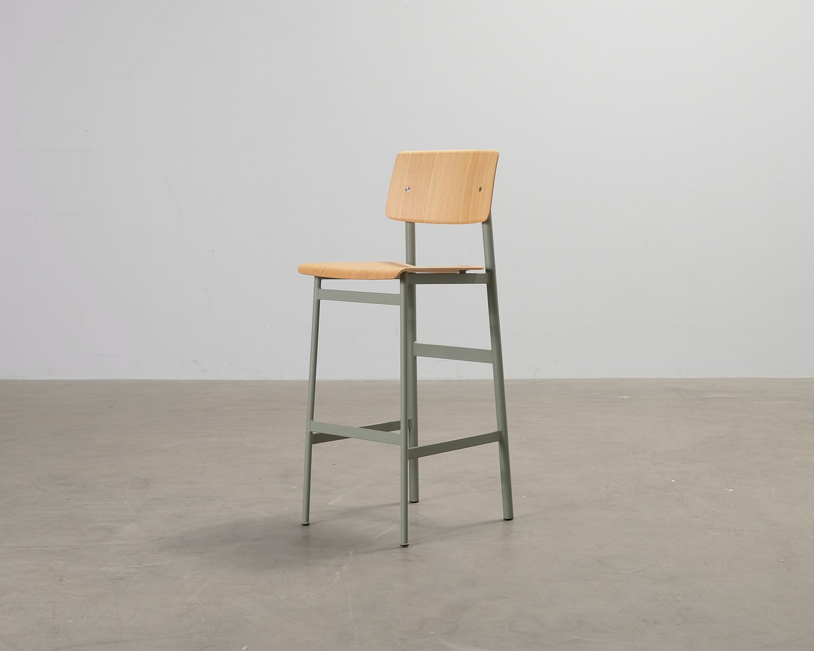 Muuto Loft baarituoli tammi / vihreä