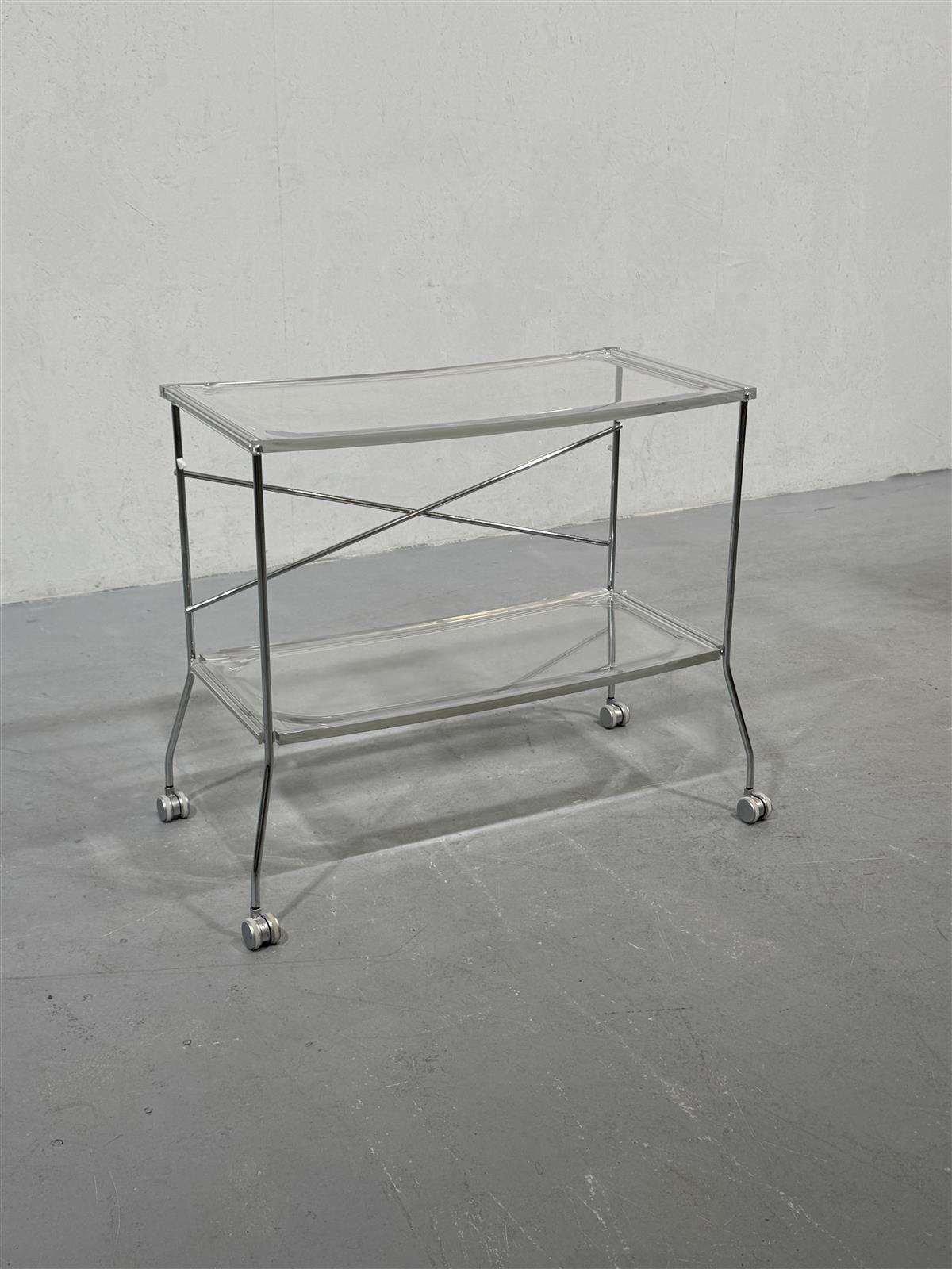 Kartell Flip tarjoiluvaunu