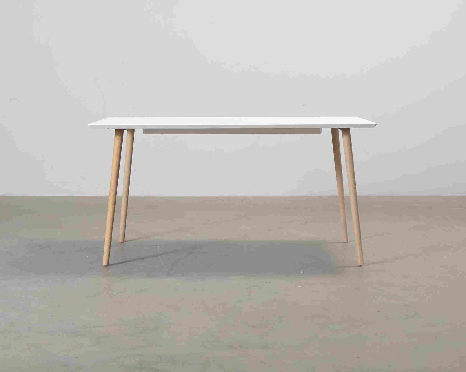 Sofacompany Allie ruokapöytä valkoinen