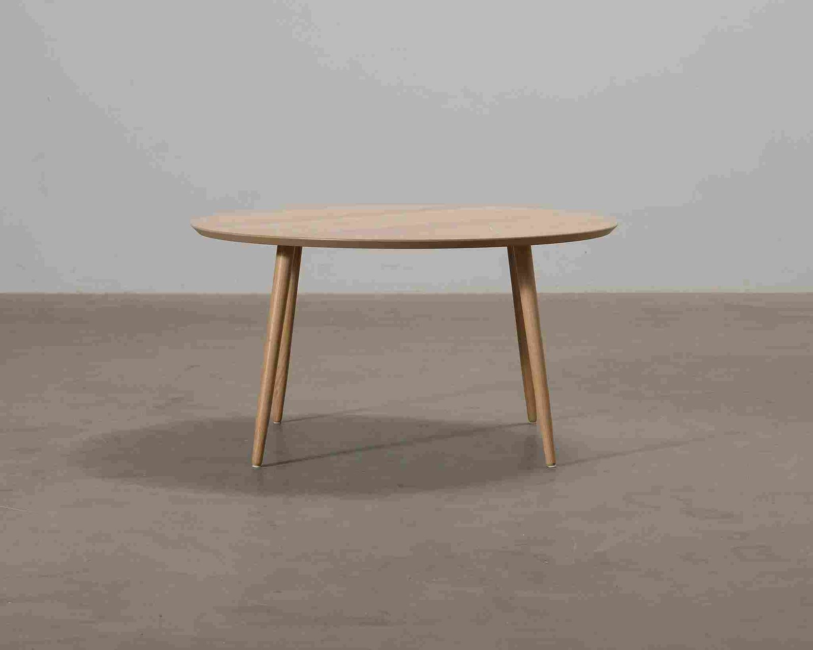 Sofacompany Hubert sohvapöytä ø 90 cm tammi