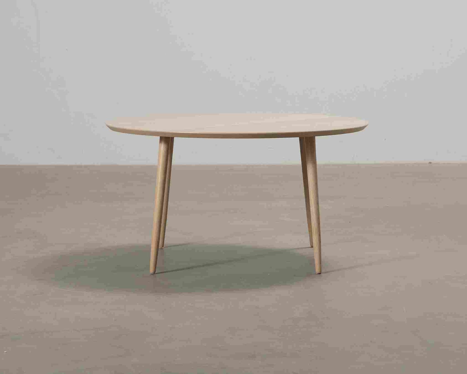 Sofacompany Hubert sohvapöytä ø 90 cm tammi