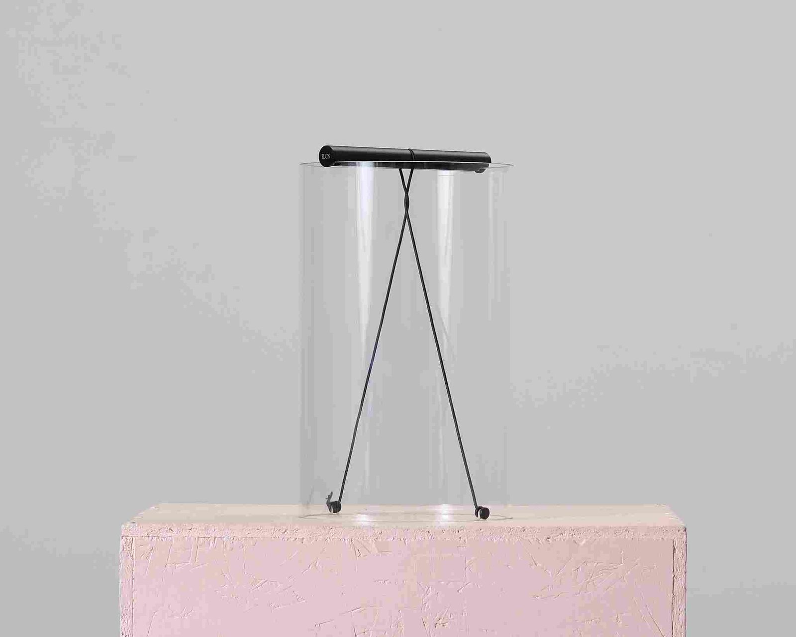 Flos To-Tie T2 pöytävalaisin musta