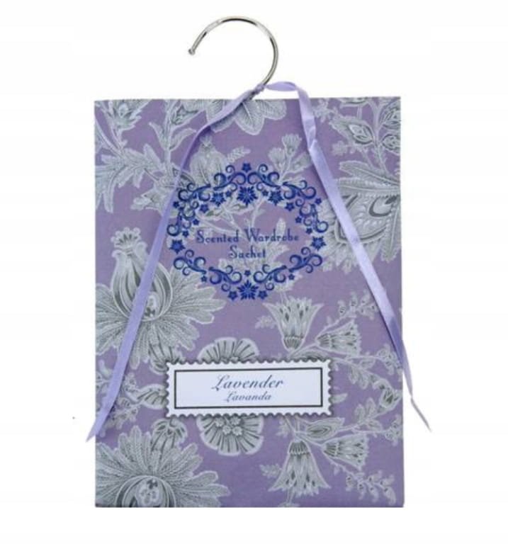 Ilmanraikastava tuoksu vaatekaappiin pitkäkestoiseksi